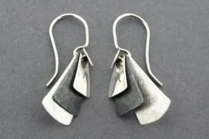 3 texture tile earring