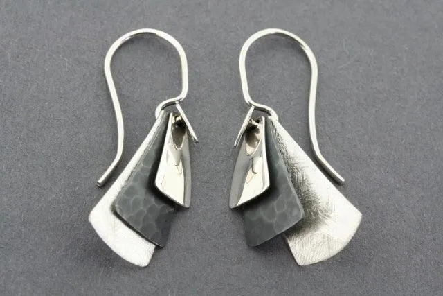 3 texture tile earring