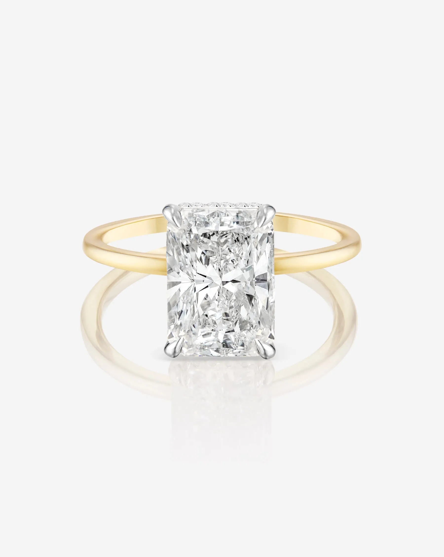 3.21 Radiant in the Whisper Thin® with Hidden Halo