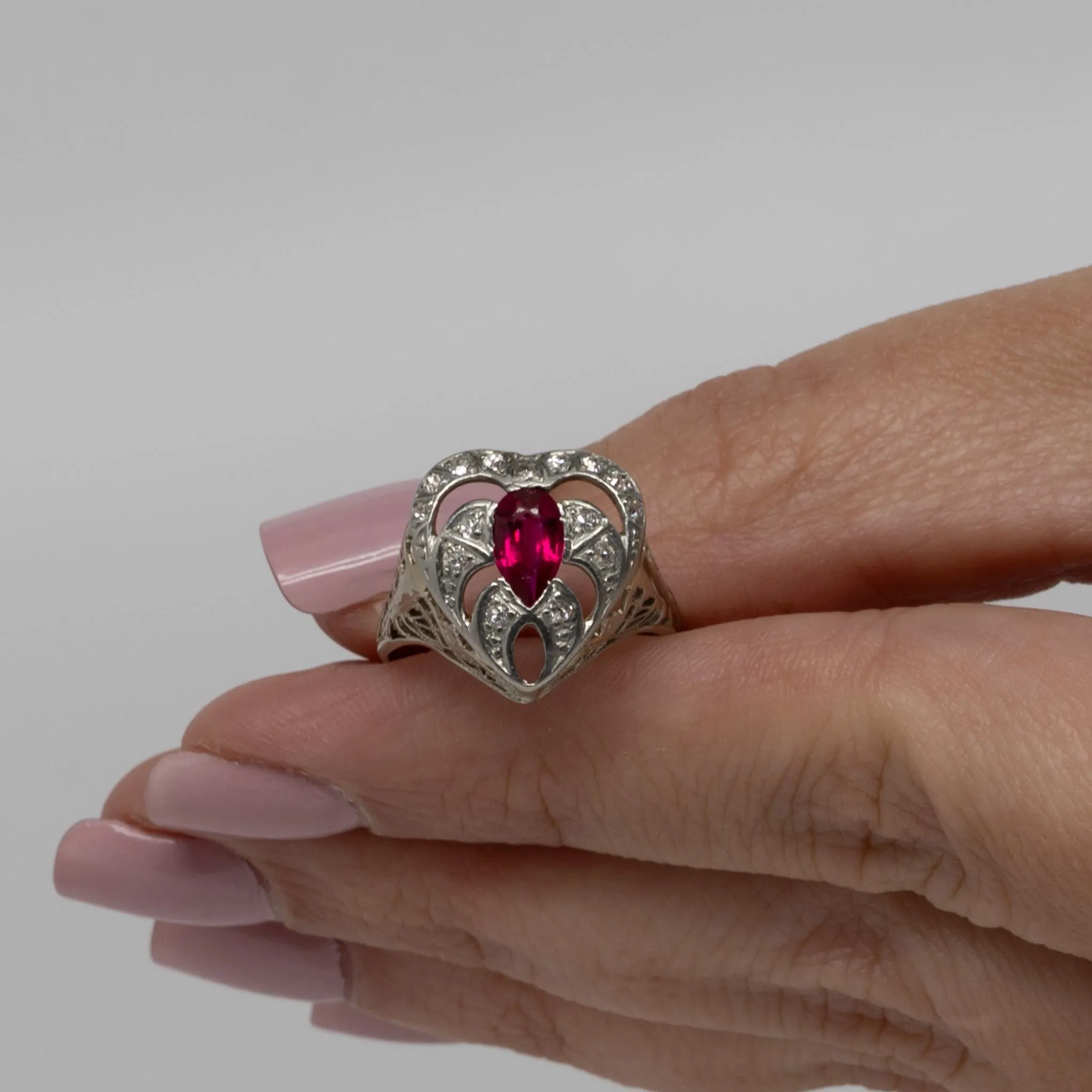 Art Deco Ruby & Diamond 14k White Gold Filigree Heart Ring
