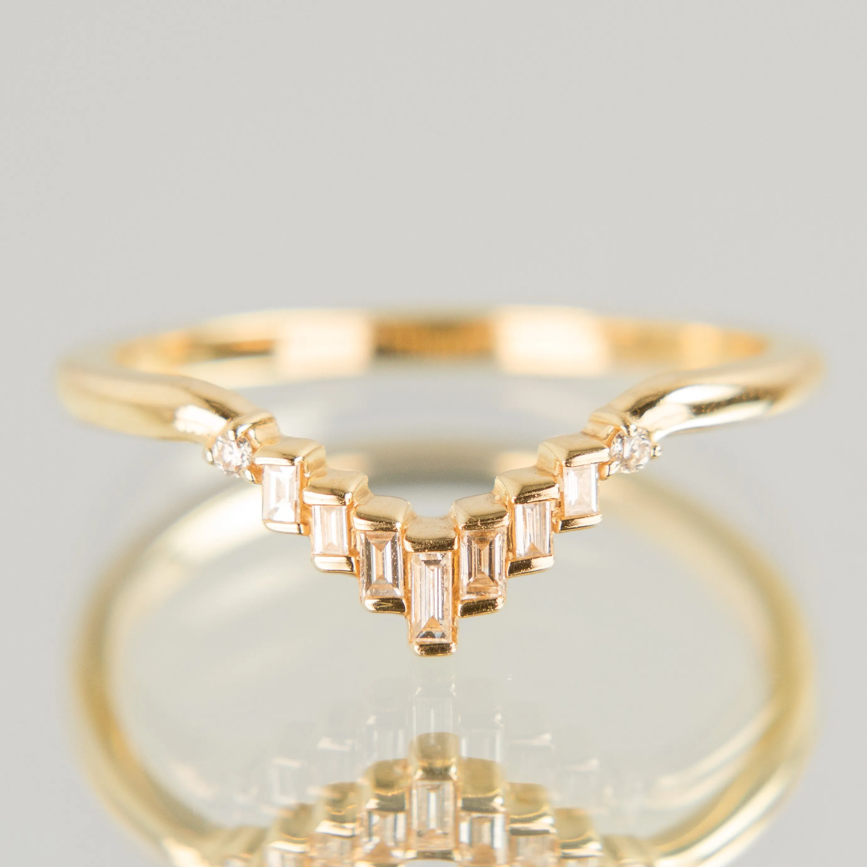 Baguette Diamond Crown Band in 14k Gold