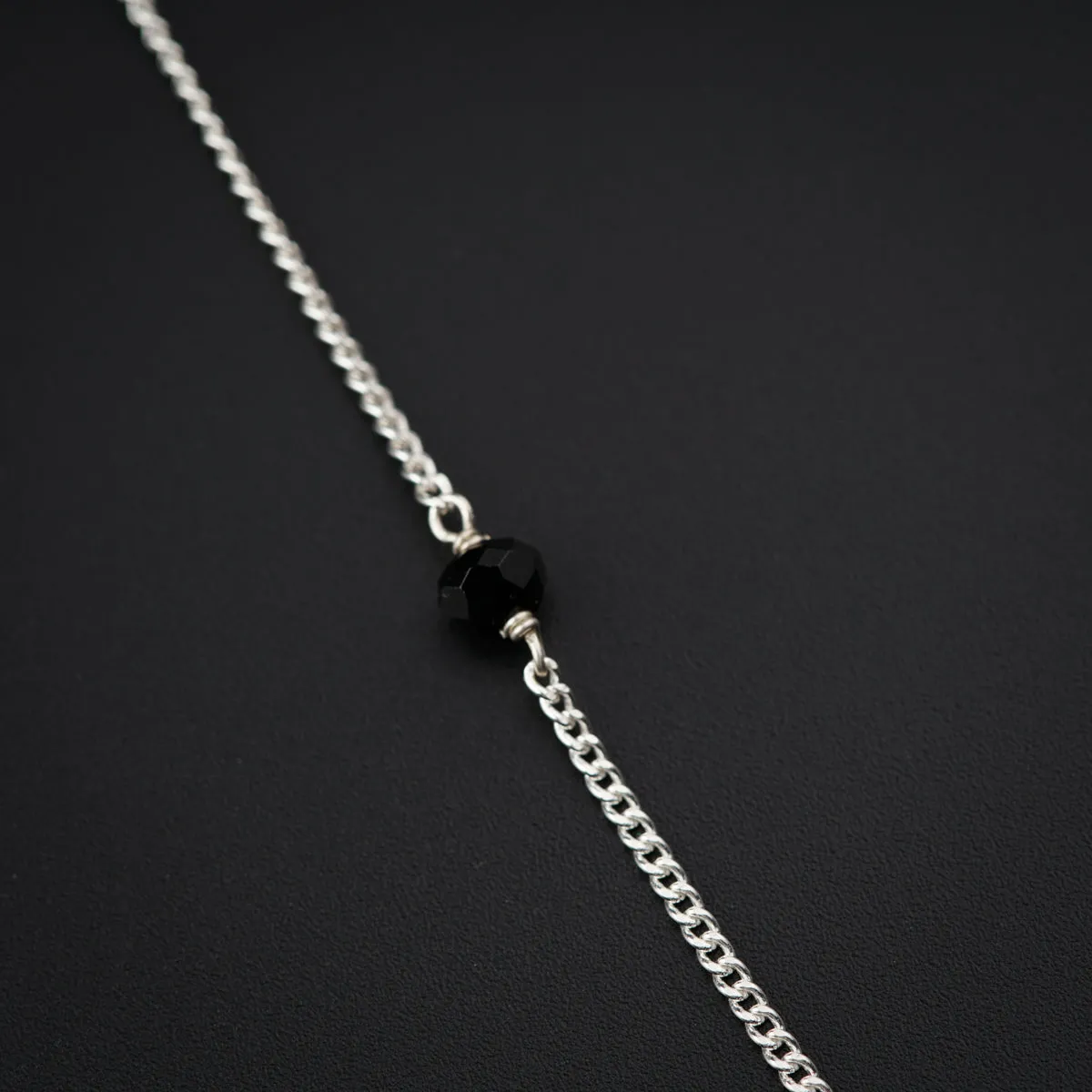 Black Spinel Chain: Short