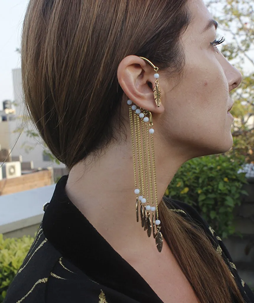 Boho Earcuff with Chains and Feathers - Perfect for Festivals and Parties