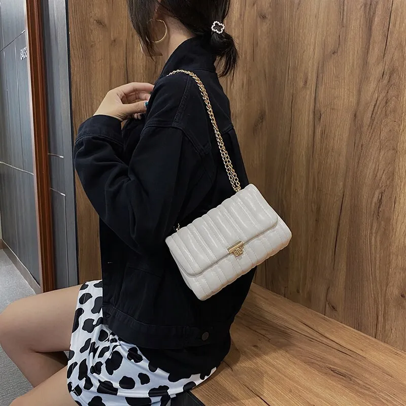 Christmas Gift Trending Chain PU Leather Crossbody Bags For Women 2021 Winter Simple Branded Shoulder Handbags Female Designer Hand Bag