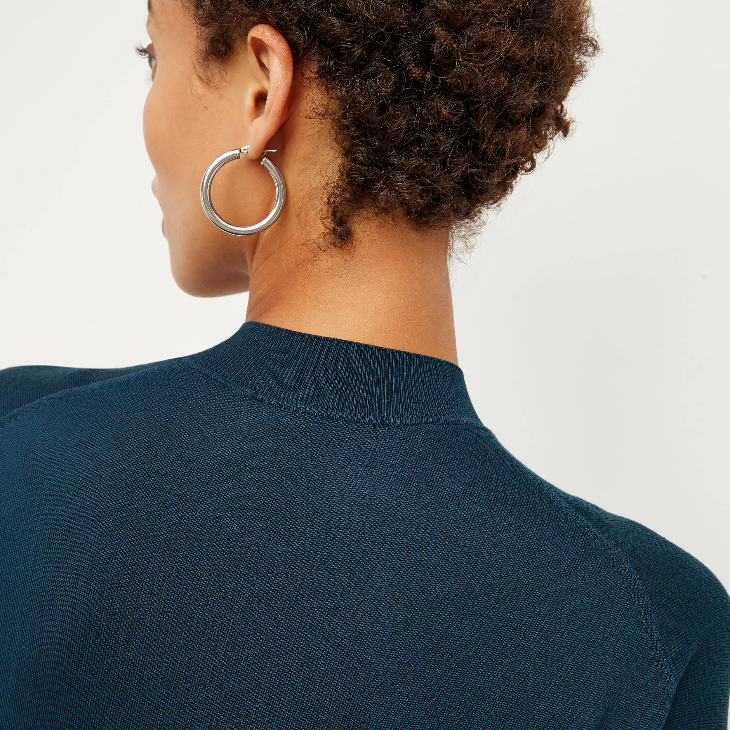Claressa Earrings - Medium :: Silver