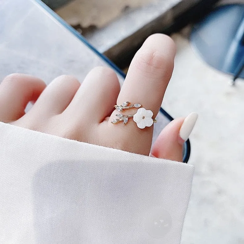 Crystal Flower Ring For Ladies