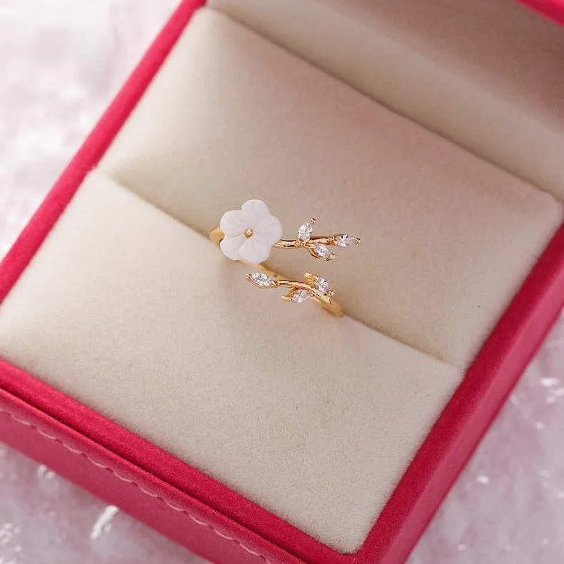 Crystal Flower Ring For Ladies