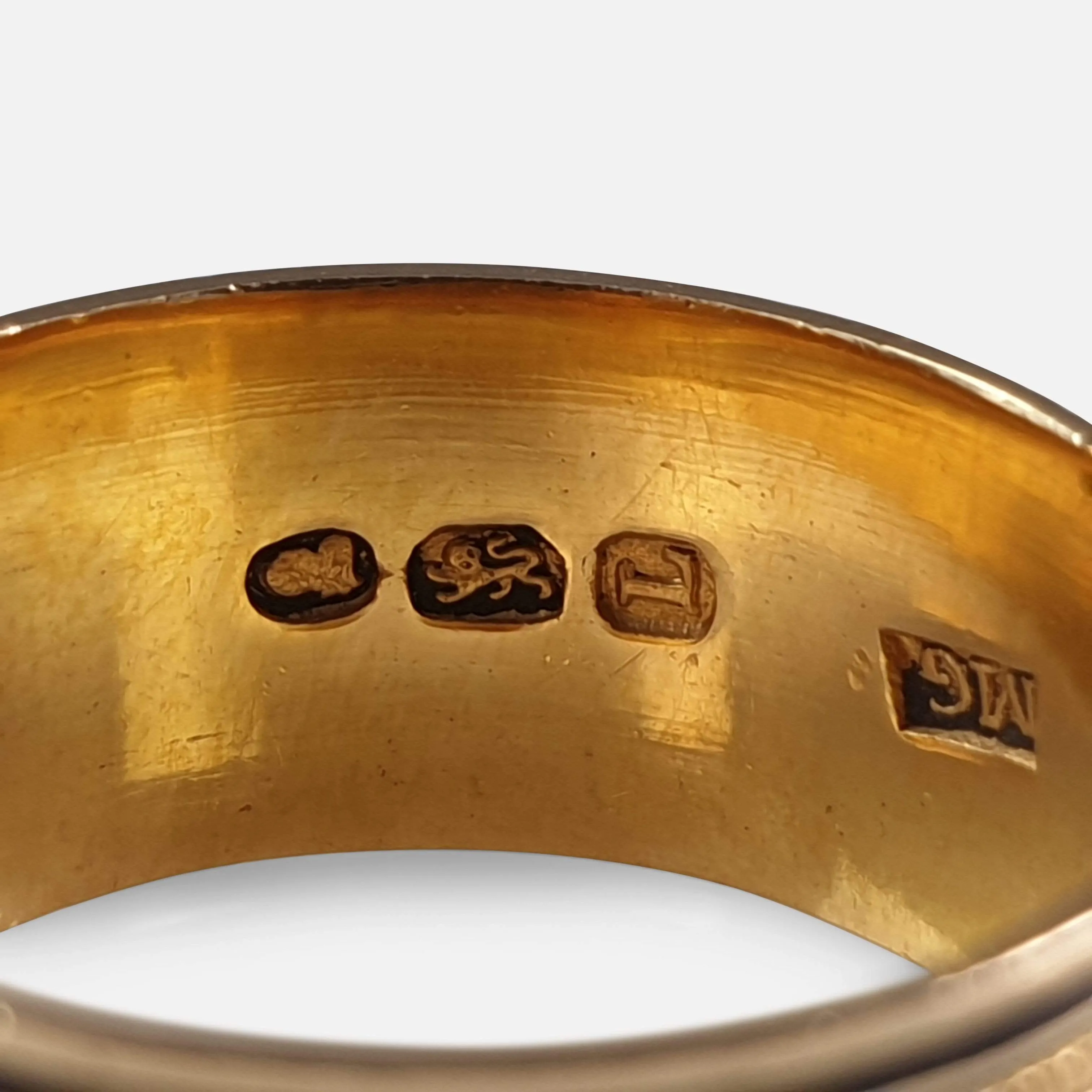 George III 22ct Gold and Enamel Mourning Ring