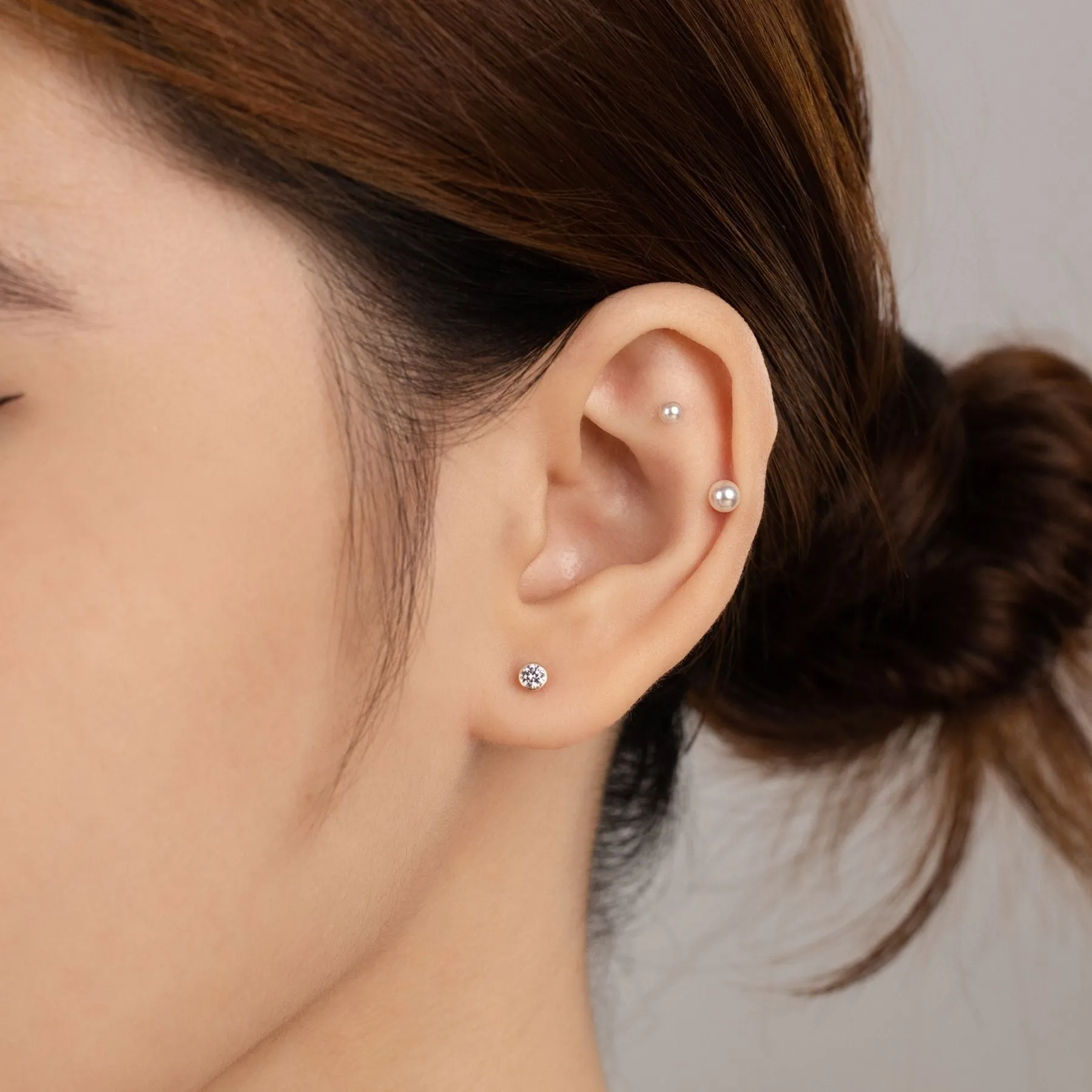 Harmonia Pearl Piercing in Yellow Gold