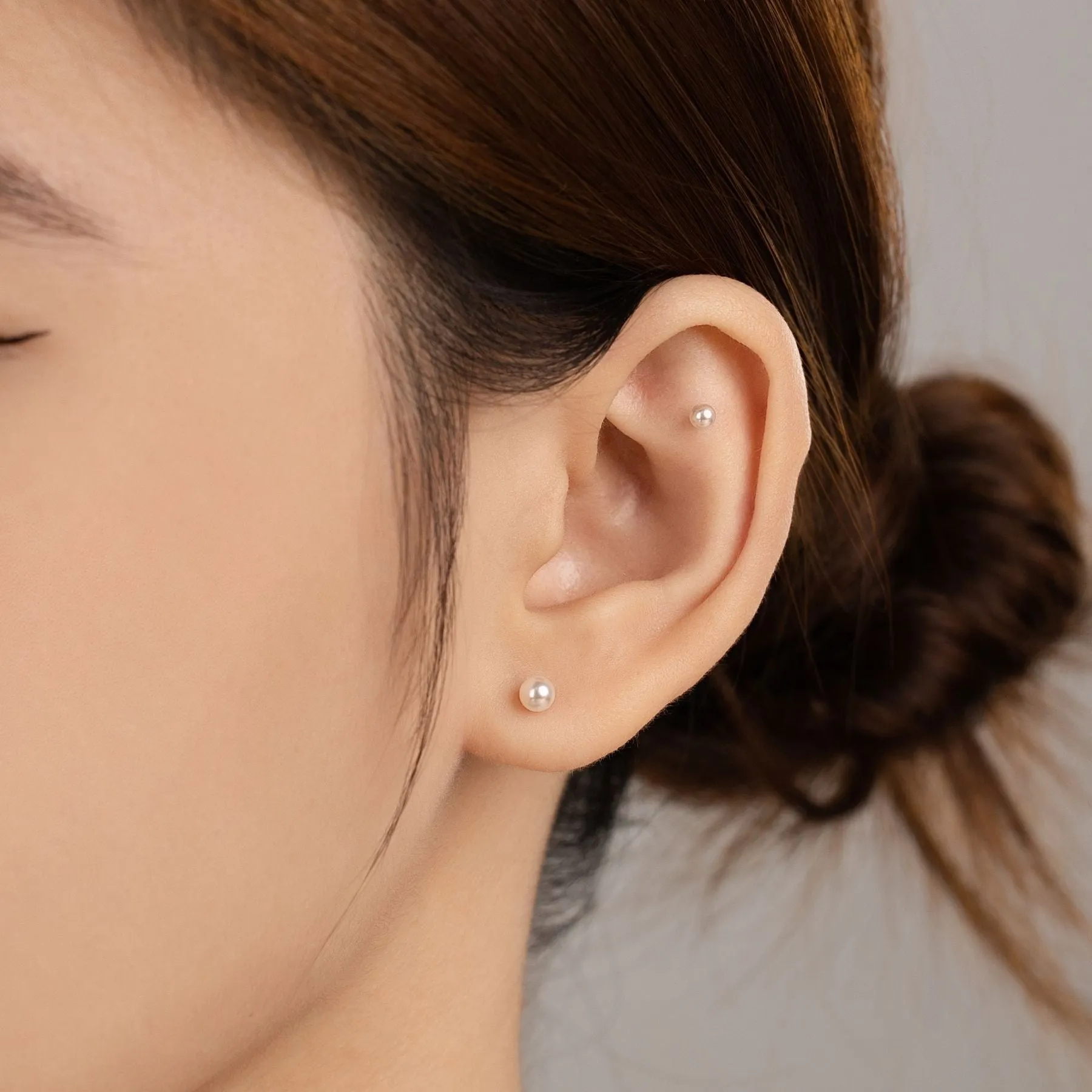 Harmonia Pearl Piercing in Yellow Gold