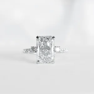 IGI CERTIFIED | 3.78cts J I1 Radiant Cut Diamond Engagement Ring 14kt