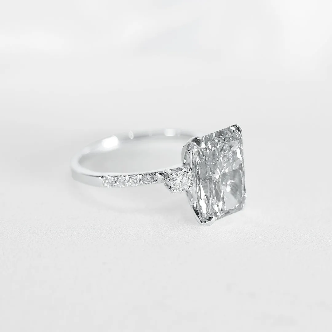 IGI CERTIFIED | 3.78cts J I1 Radiant Cut Diamond Engagement Ring 14kt