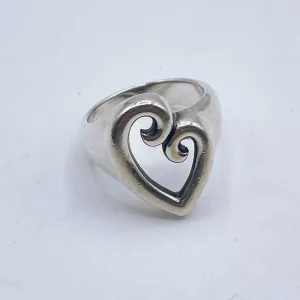 James Avery Sterling Silver Mothers Love Heart Ring Size 6.75