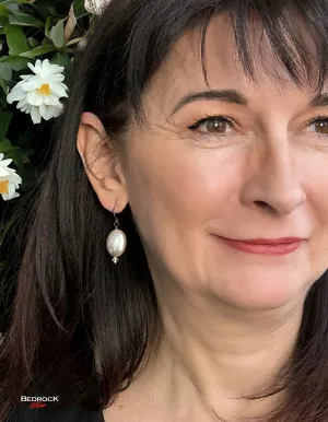 Mother of Pearl Dangling Earrings