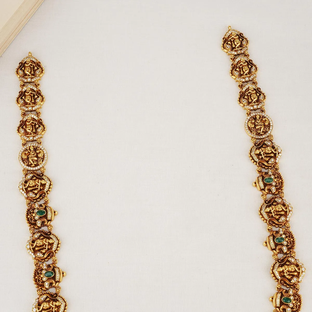 Nithya Nagas Long Necklace Set