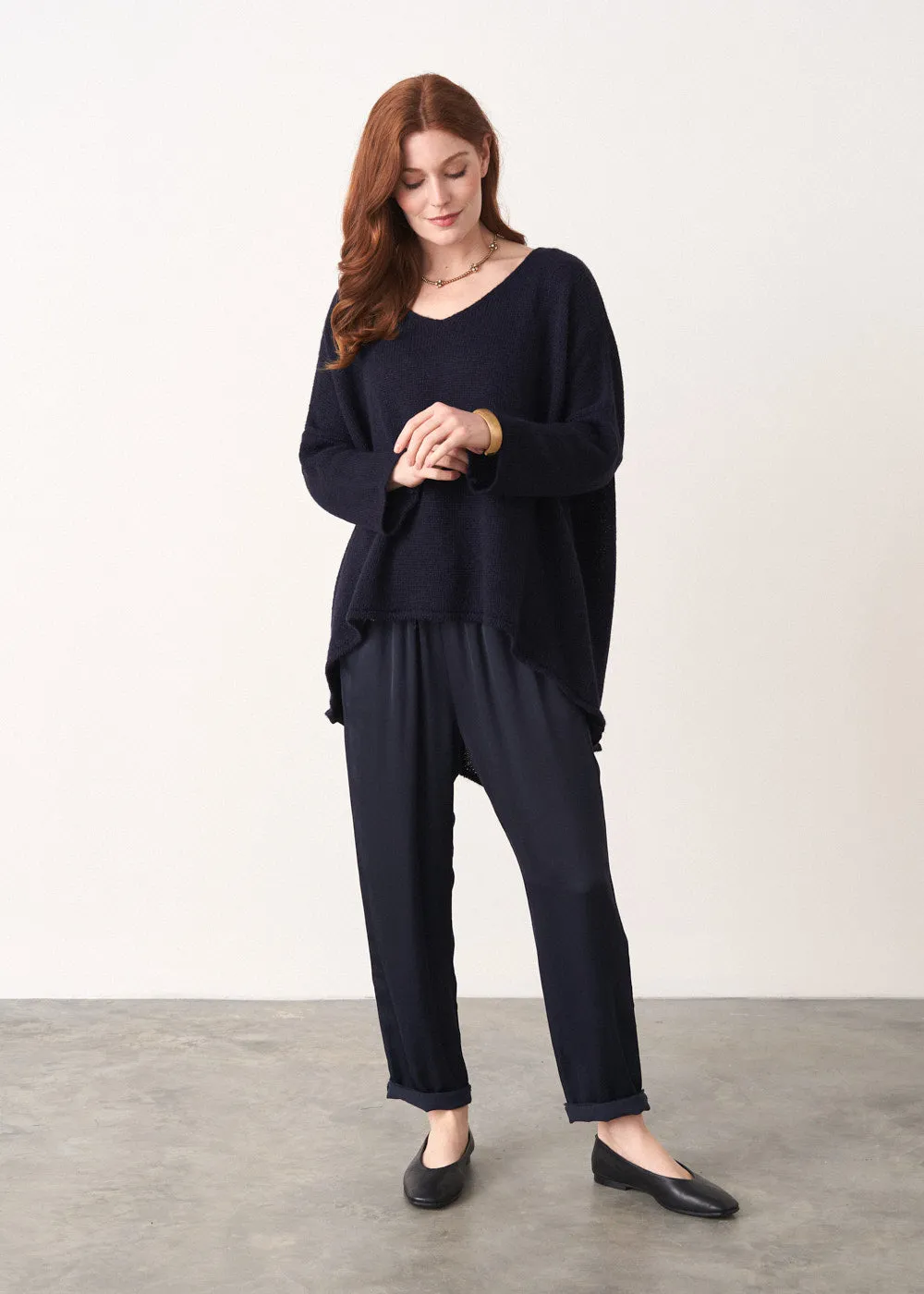 OLIVIA OVERSIZED SWEATER - NAVY