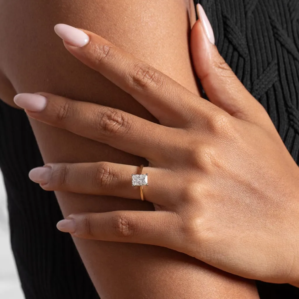 RADIANCE | Radiant Solitaire Lab Diamond Set in 18ct Gold 1.50ct