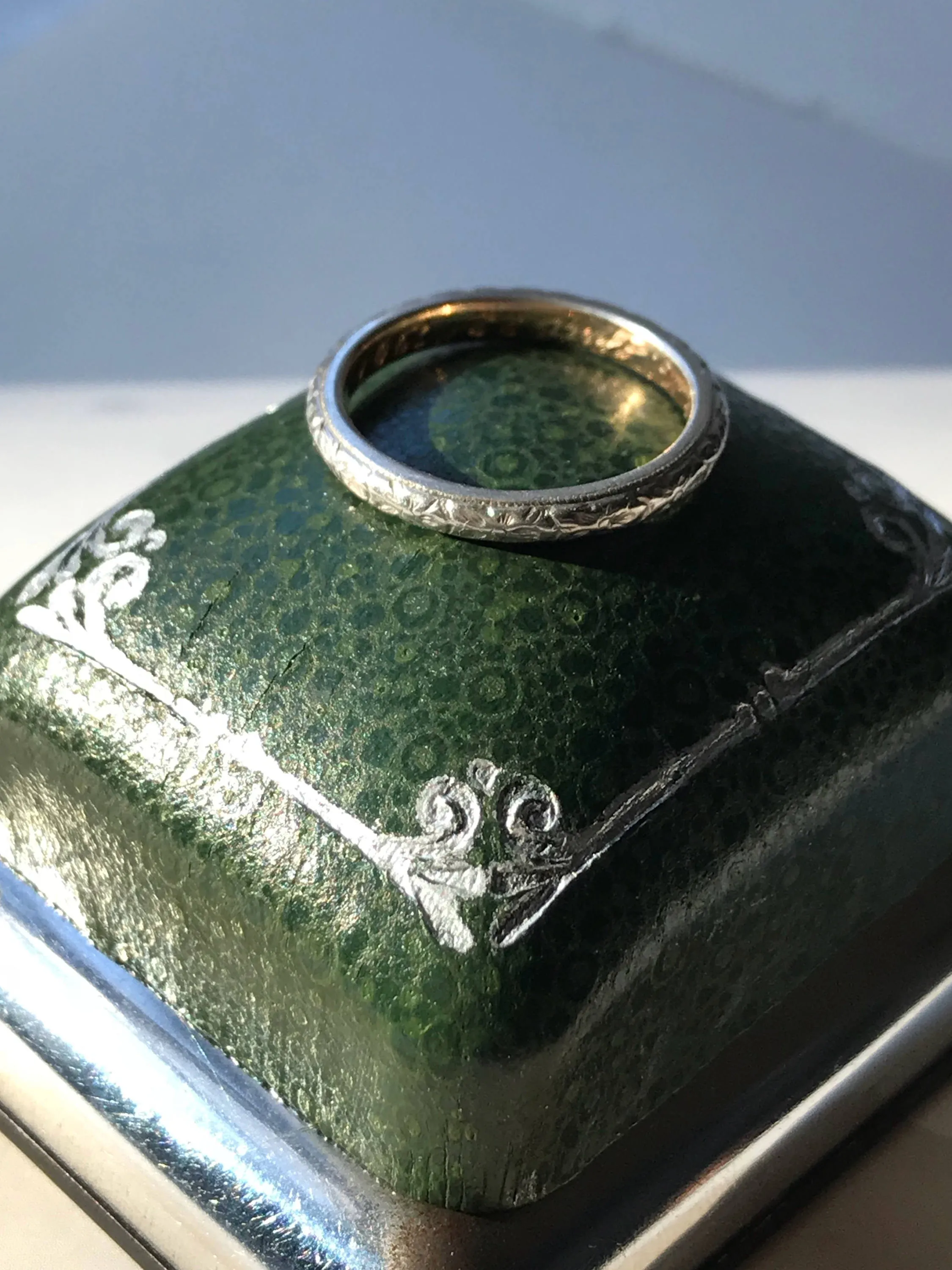 RESERVED for Klaudia - Antique Dogwood Flower Wedding Band Engraved April 22 1907. Size 5.5
