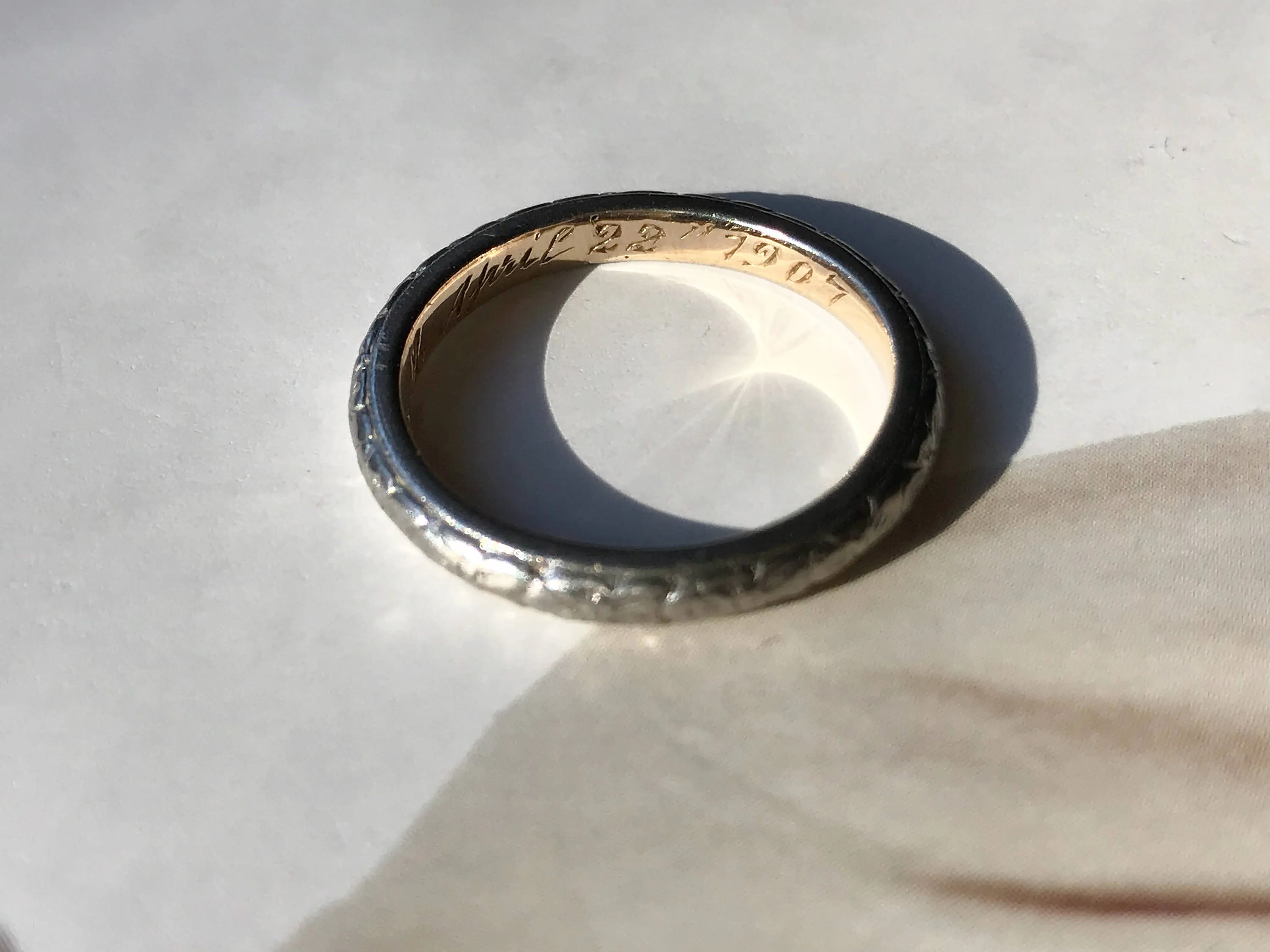 RESERVED for Klaudia - Antique Dogwood Flower Wedding Band Engraved April 22 1907. Size 5.5