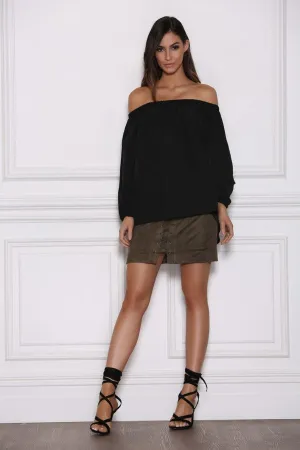 Runaway Chains Top Black