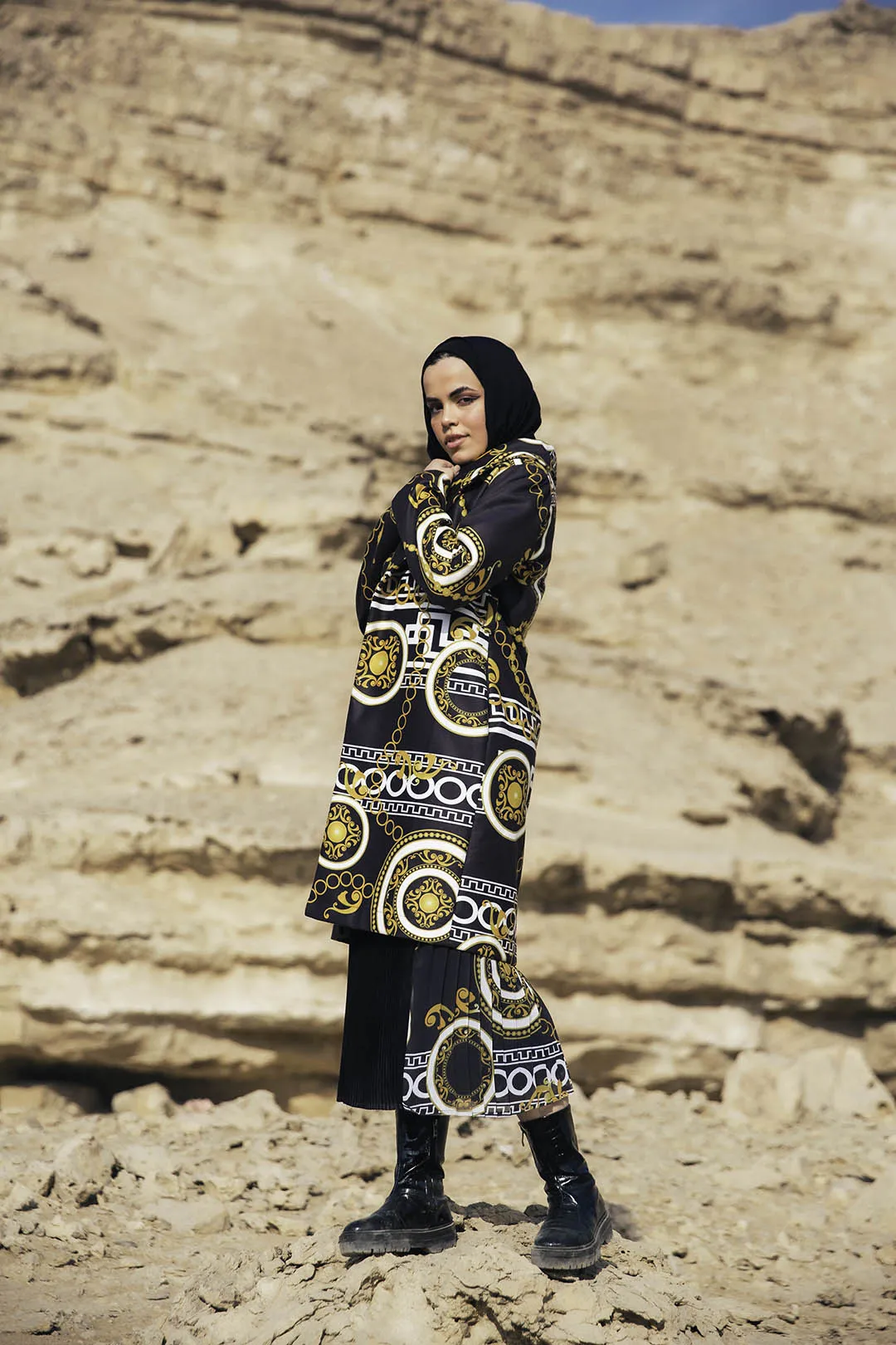 The Chains Wool Coat - Black