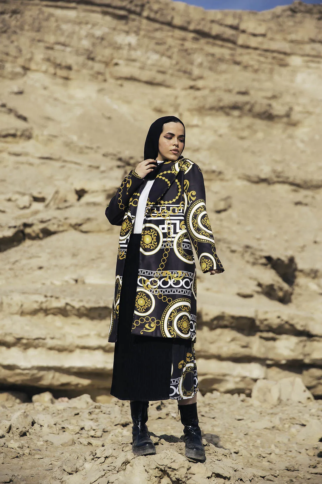 The Chains Wool Coat - Black