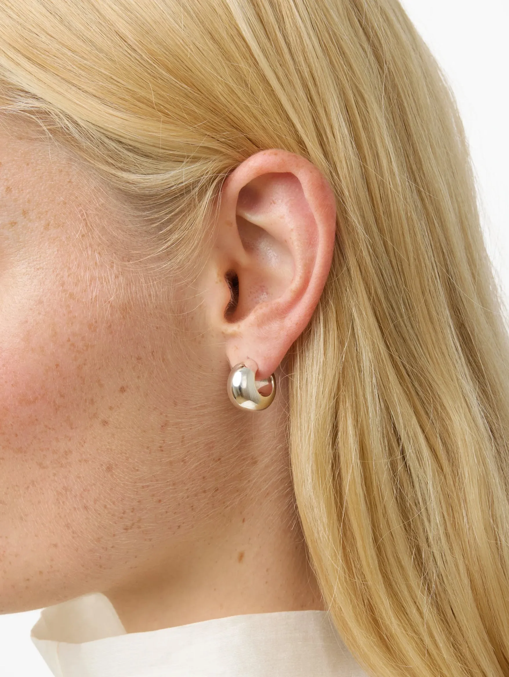 The Simone Earrings in Silver
