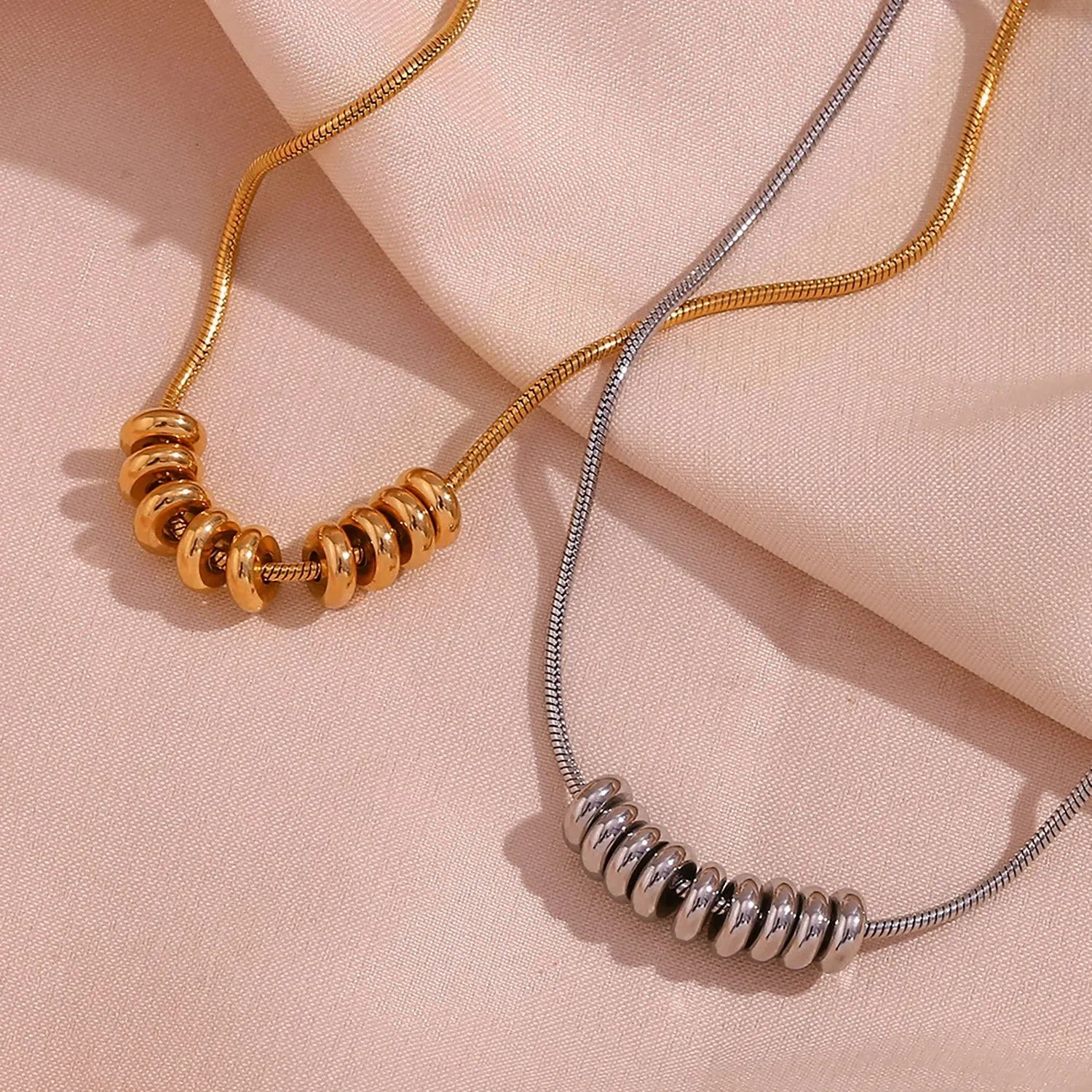 UHBINYCA Simple Personalized Circular Ring Pendant Necklace