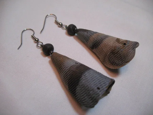 VIntage Painted Natural Ocean SEA SHELLS Seashells Cone DANGLING DANGLE Hook EARRINGS Set