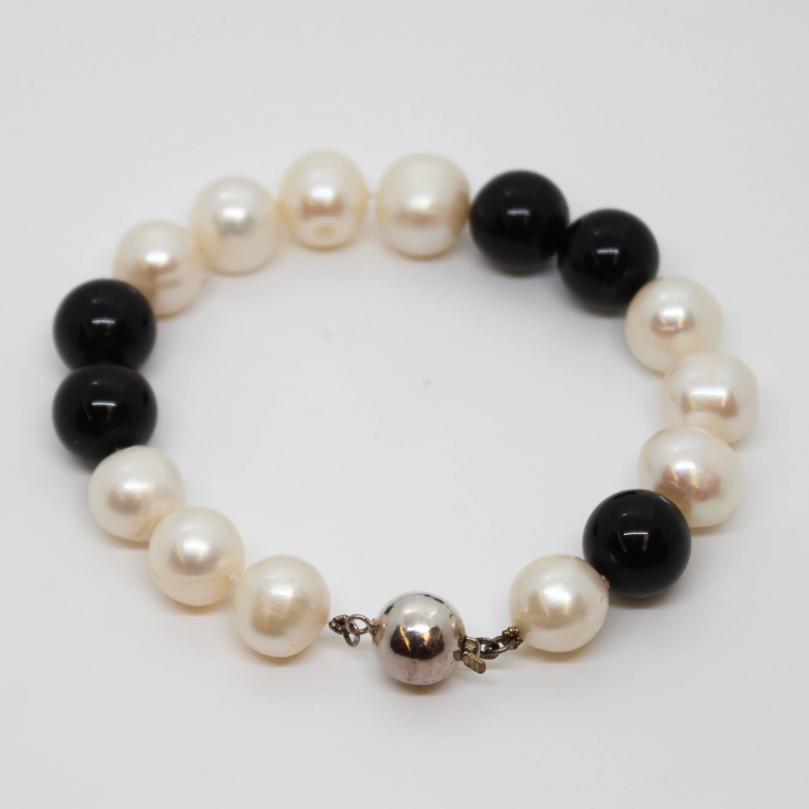 White Pearl and Jet Combination Bracelet