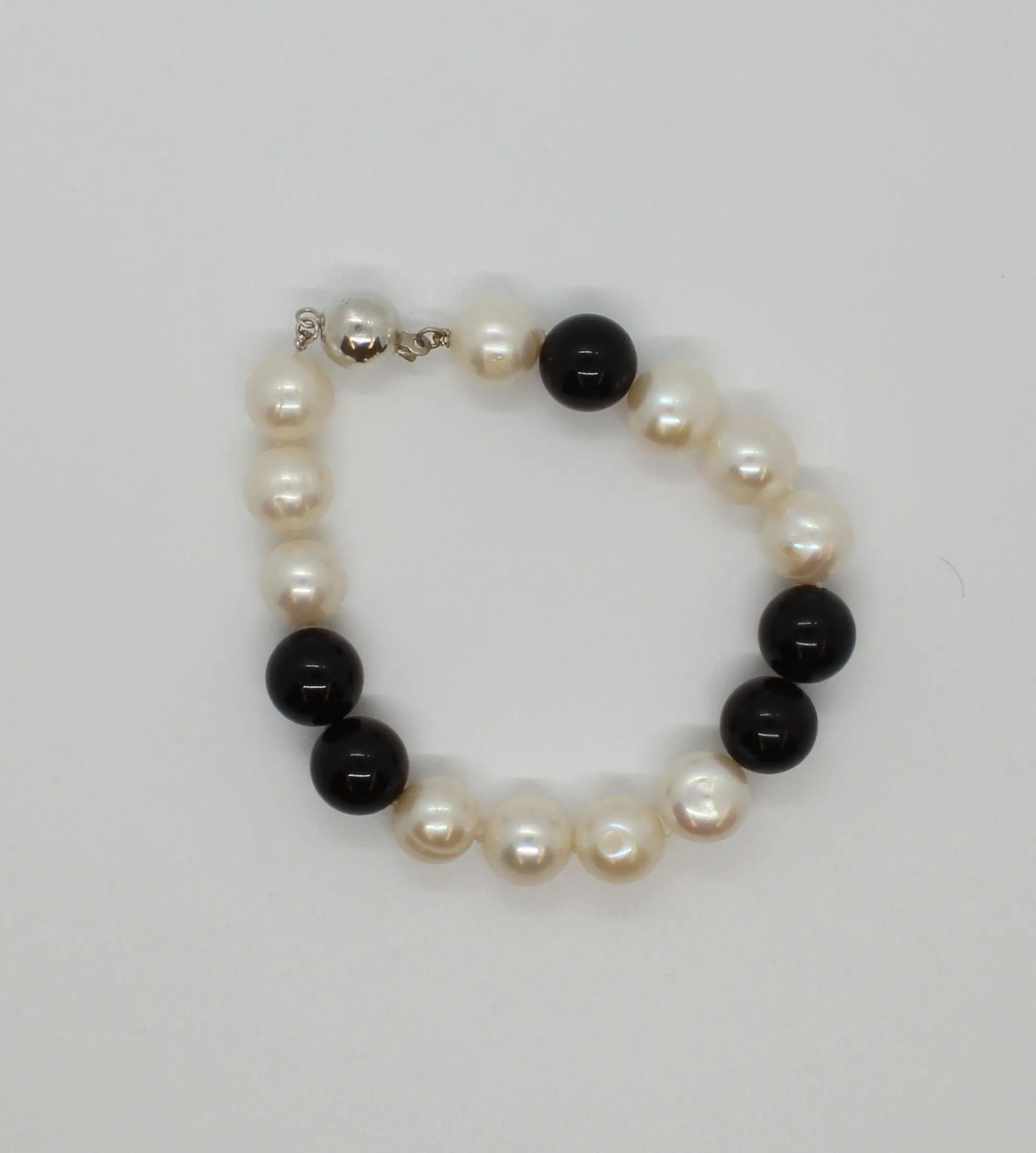 White Pearl and Jet Combination Bracelet
