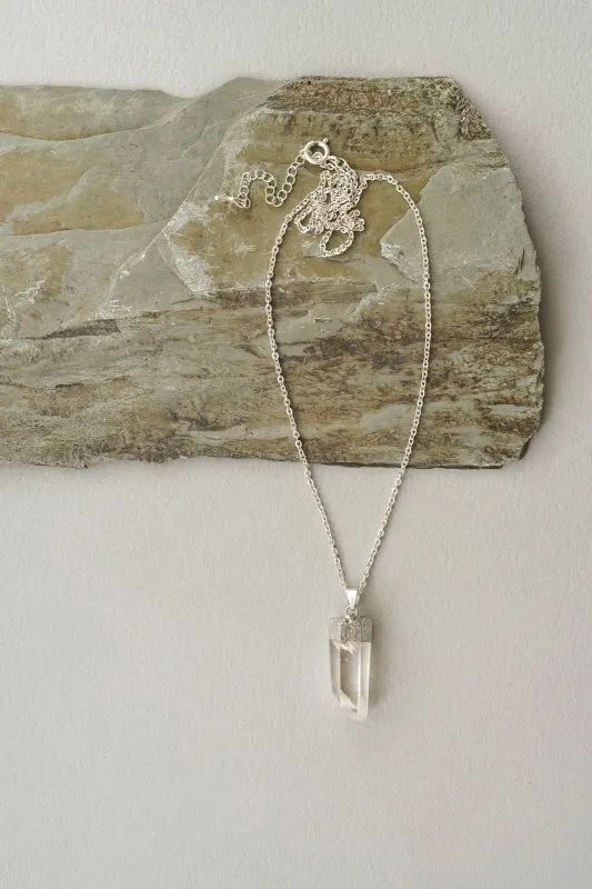 Xander Kostroma Men's Chunky 925 Sterling Silver Longer Length Raw Crystal Pendant Necklace – 54cm   Extension Healing Stone Necklace for Protection & Energy – Luxury Crystal Jewelry for Men